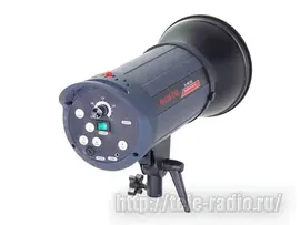 Falcon Eyes DE-900BW