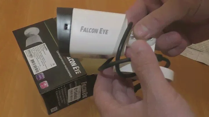 Аналоговая камера Falcon Eye FE-MHD-BP2e-20 распаковка